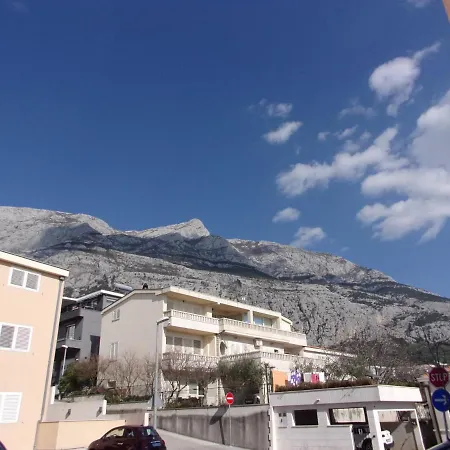 Pura Vida Apartament Makarska