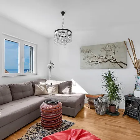 Pura Vida Apartament Makarska