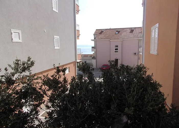 Pura Vida Appartamento Makarska